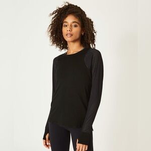 Sweaty Betty Breeze Merino Perforated Long Sleeve Running Tee - Black. WM.